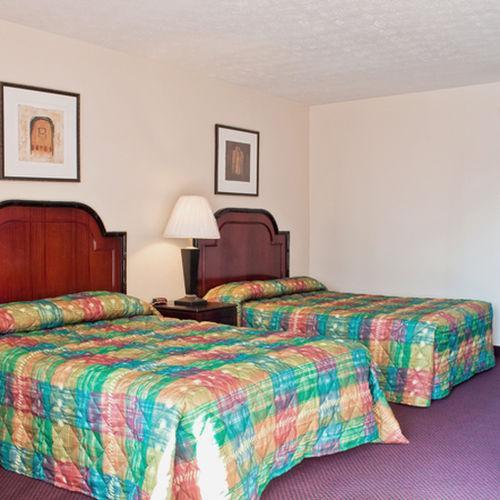 Parkway Inn Morristown Room photo